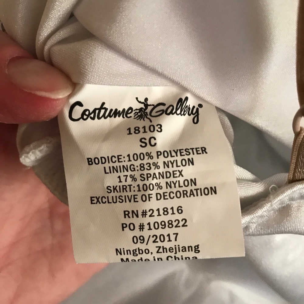 GIRLS WHITE SNOWFLAKE TUTUS, S(or sold separately) - Picture 7 of 8